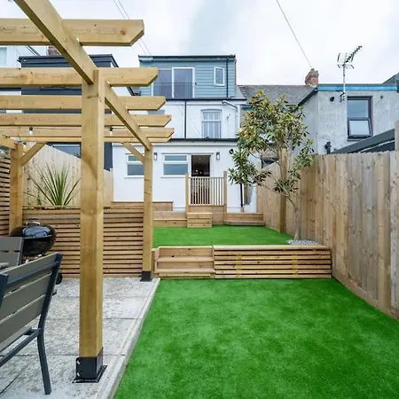 Nyaraló Stylish & Modern Home, Newquay W/parking New Quay