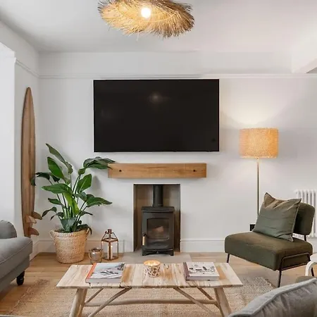 Stylish & Modern Home, Newquay W/parking Nyaraló *